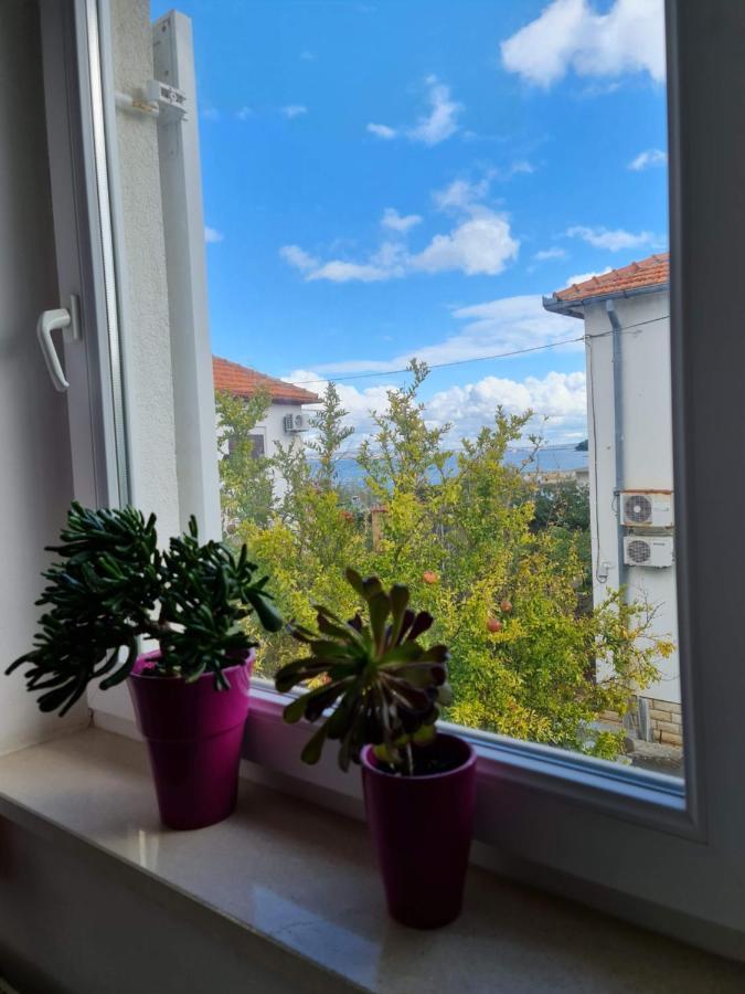 Apartmani Lenka 乌格连 外观 照片
