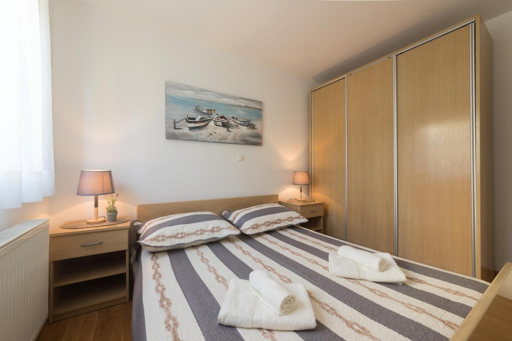 Apartmani Lenka 乌格连 客房 照片