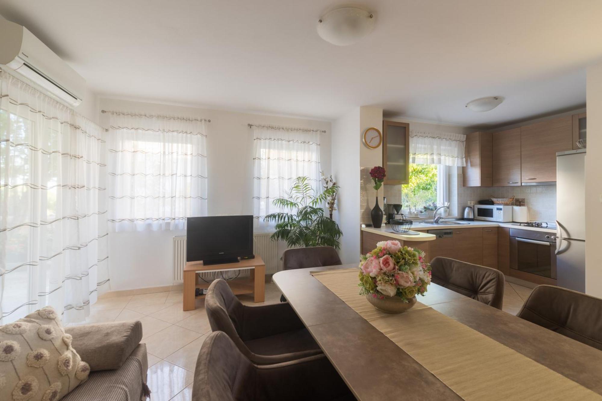 Apartmani Lenka 乌格连 客房 照片